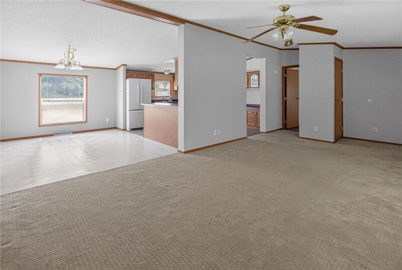 914 Chester Dr — photo 8