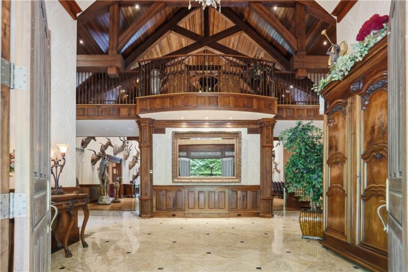 399 Cornetti Road — photo 3
