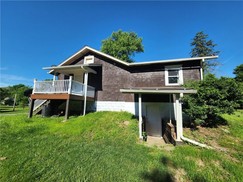 634 Scotland Ln — photo 8