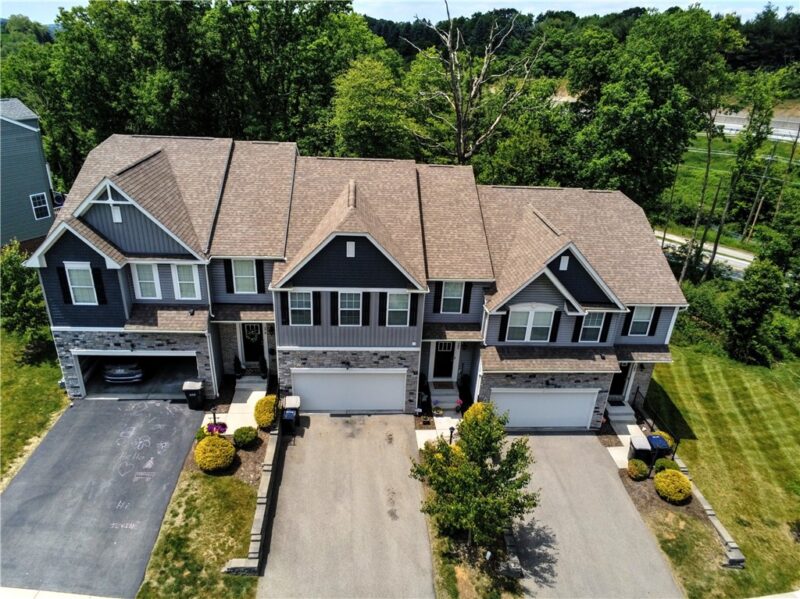380 Trinity Way — photo 2