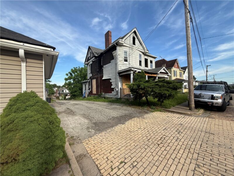 1213 Pirl St — photo 3
