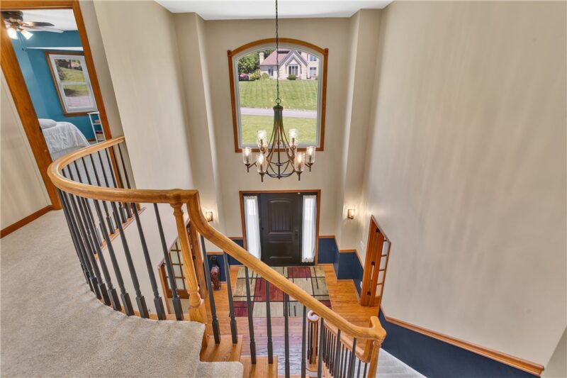 7 Hawthorne Ln — photo 6