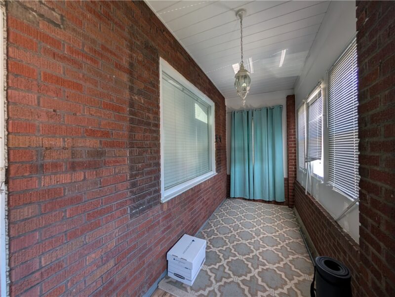 509 Locust St — photo 2