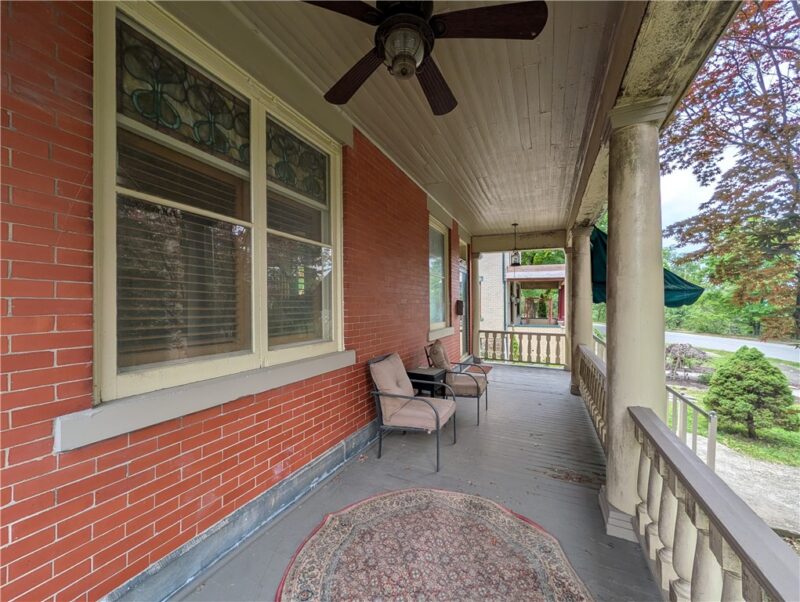 211 Wills Rd — photo 3