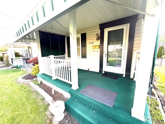 2108 Barnsdale Ave — photo 2
