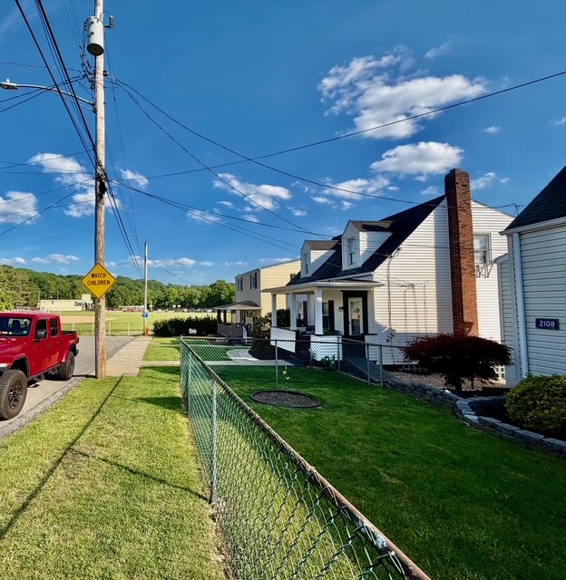 2108 Barnsdale Ave — photo 3
