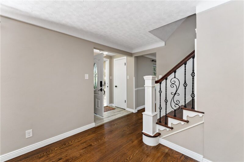 146 Westward Ho Dr — photo 5