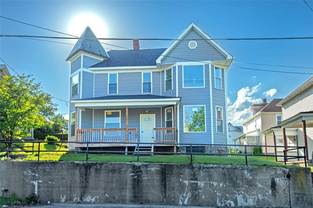 435 N Broadway St — photo 1