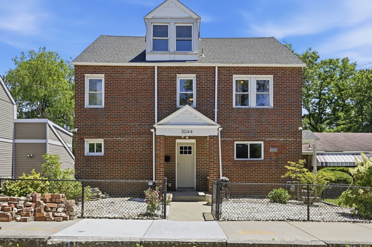 3044 Iowa Street — photo 1