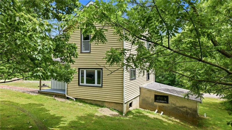 108 Walnut Street — photo 8