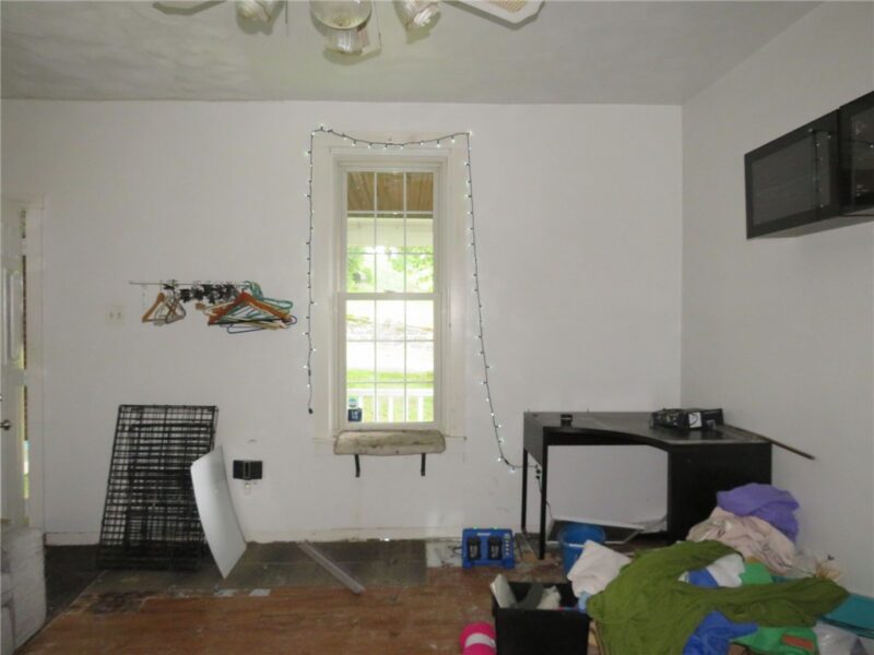 1111 Tyndall St — photo 4