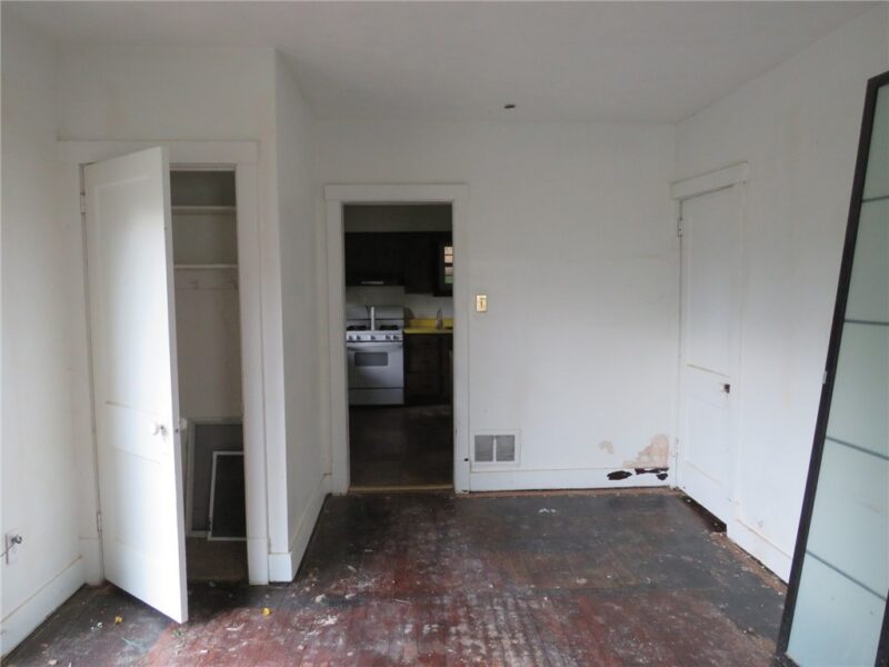 1111 Tyndall St — photo 6