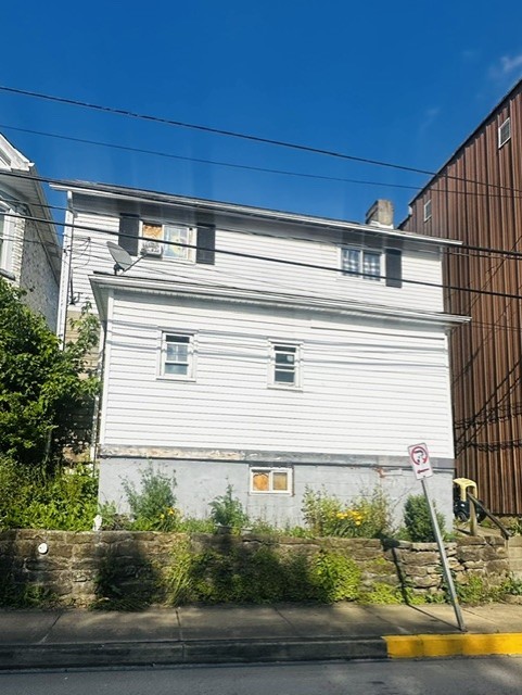 441 Brown St — photo 1