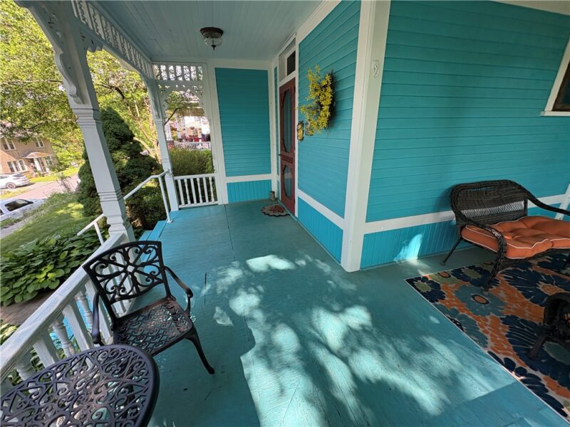 304 Jefferson St — photo 4