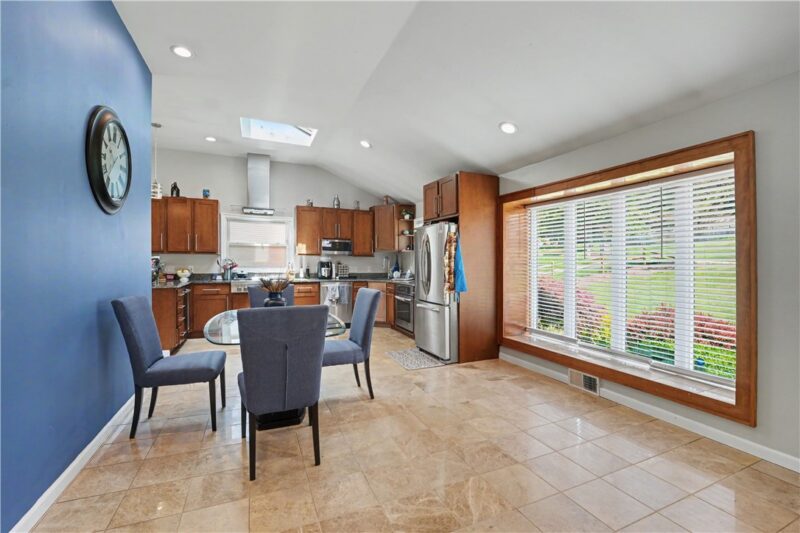3466 Ridgewood Dr — photo 3