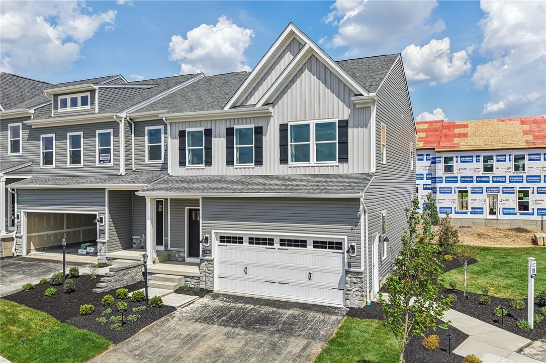 159 Sweetwater Drive — photo 1