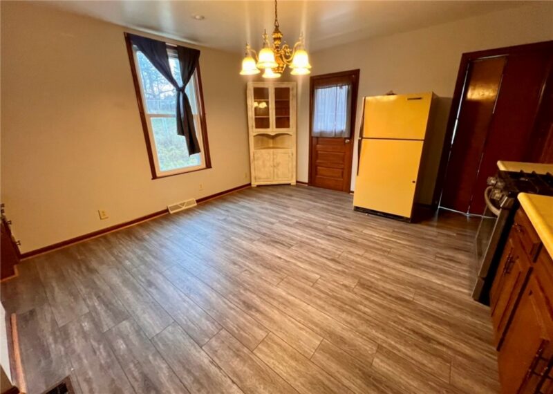 101 W Fulton St — photo 3