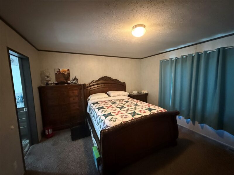 606 Ashley Dr — photo 7