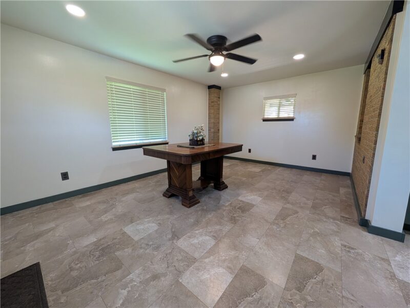 1300 Leeds Ave — photo 8