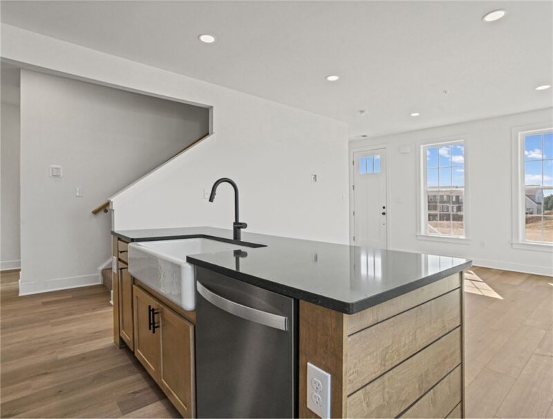 703 Bower Street — photo 8