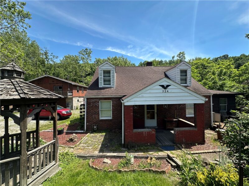 724 Long Run Road — photo 3