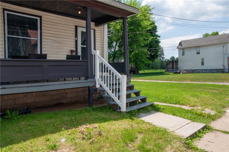 545 W Brady Street — photo 3