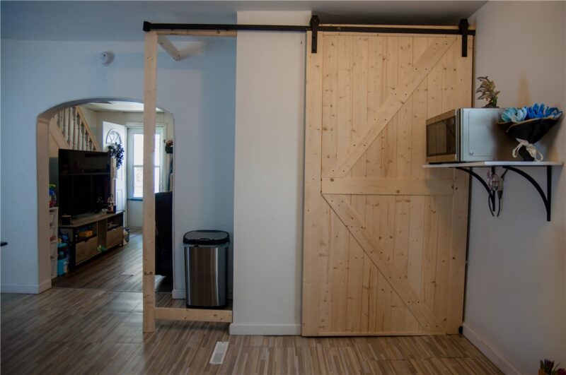 545 W Brady Street — photo 5