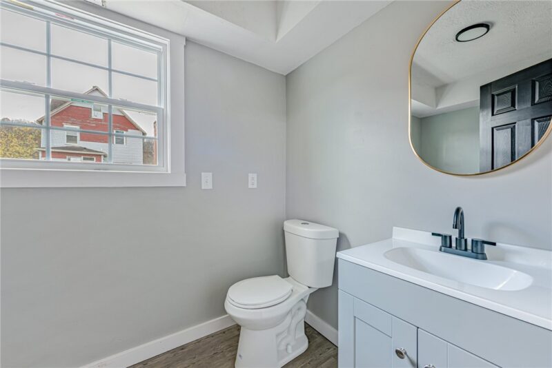 1112 Stieren Ave — photo 8