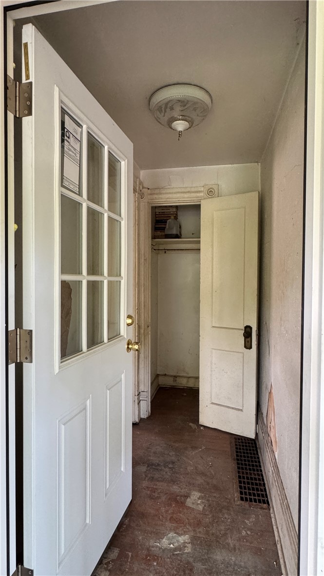 134 Meade Ave — photo 5