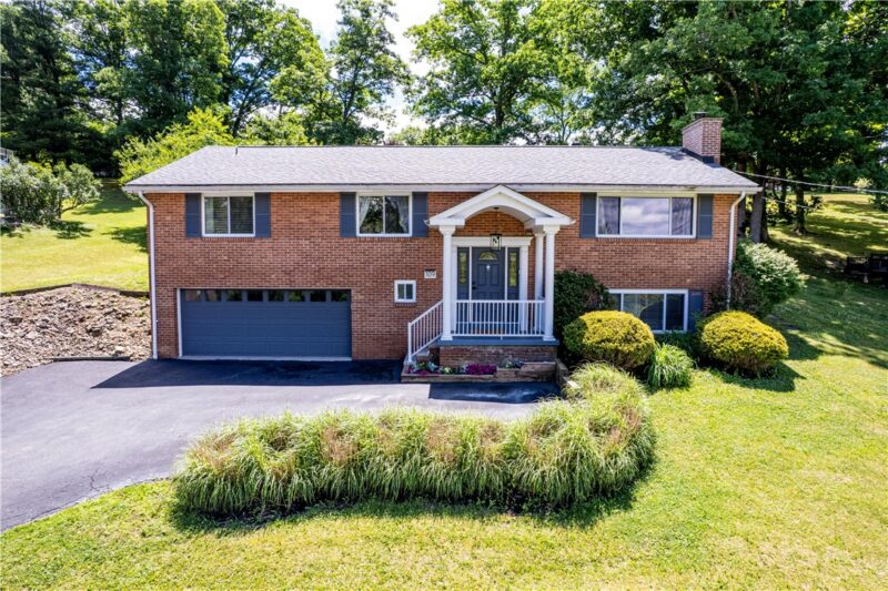 109 Westview Dr — photo 2