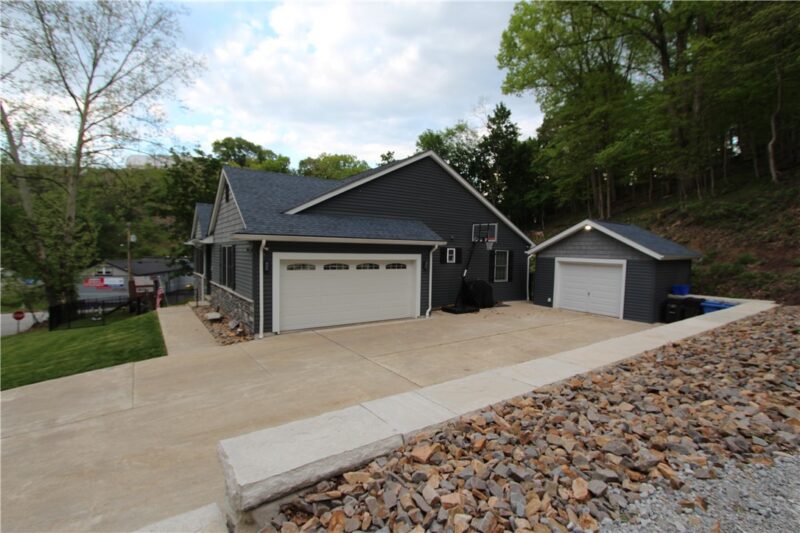 1003 Laurel Hill Dr — photo 3