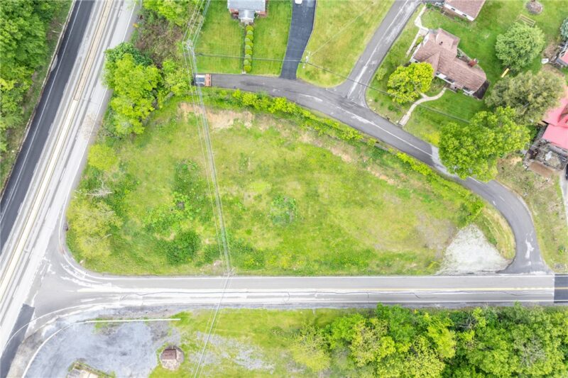 000 Linden Rd — photo 7