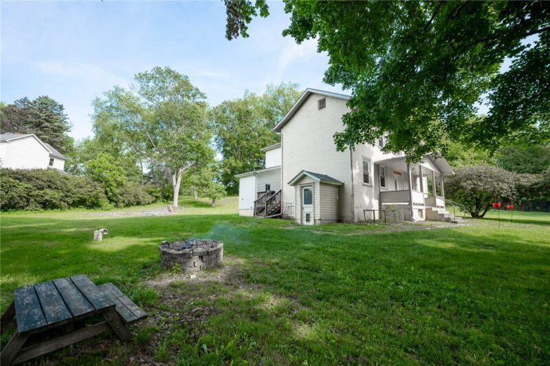 1716 Iselin Rd — photo 3