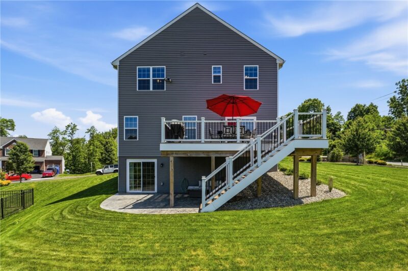 1001 Blackhawk Drive — photo 3