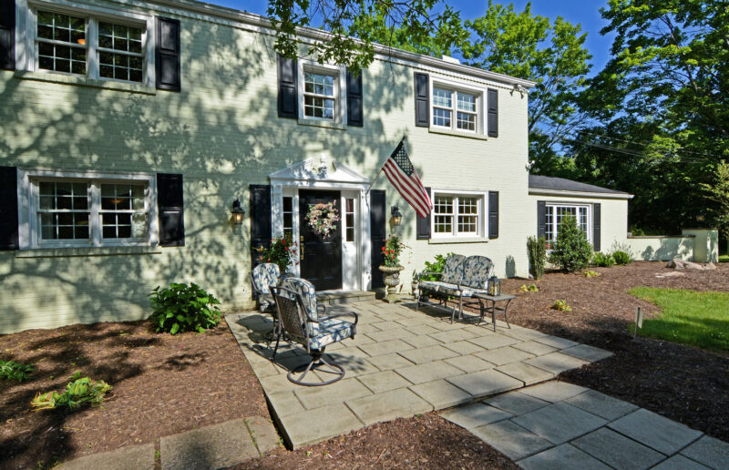 110 Chapel Knoll DRIVE — photo 2