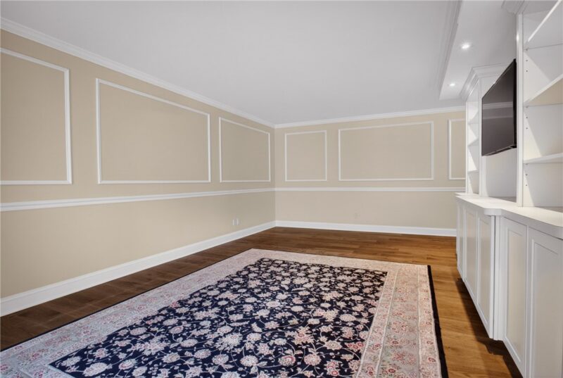 201 Grant St 212 — photo 6