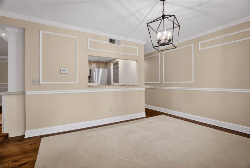 201 Grant St 212 — photo 8