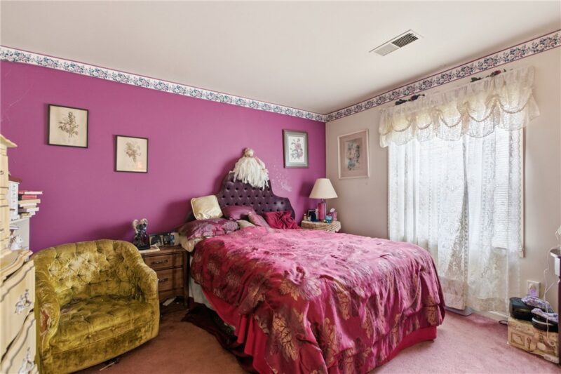 920 Margarite Dr J — photo 6