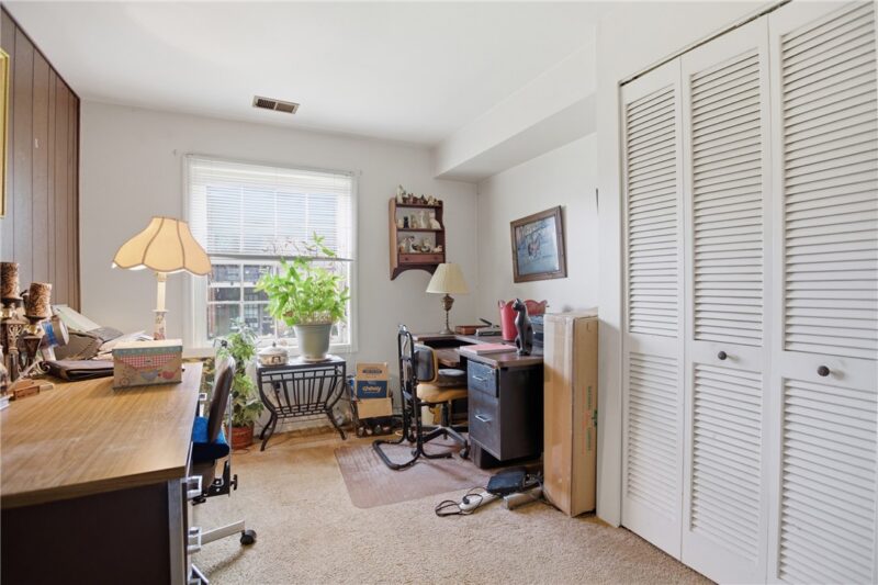 920 Margarite Dr J — photo 8