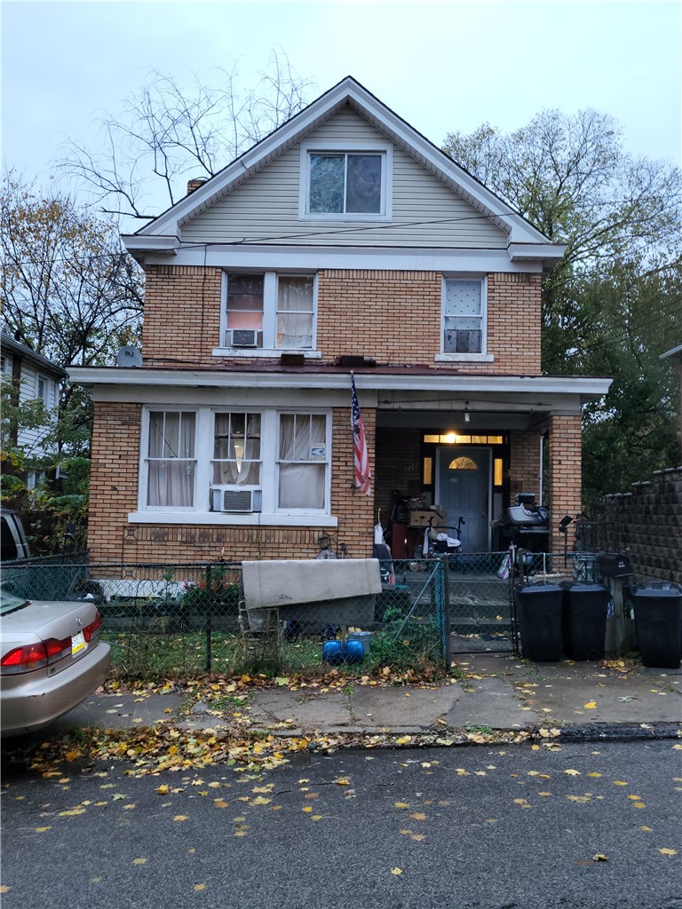 226 Parkfield St — photo 1
