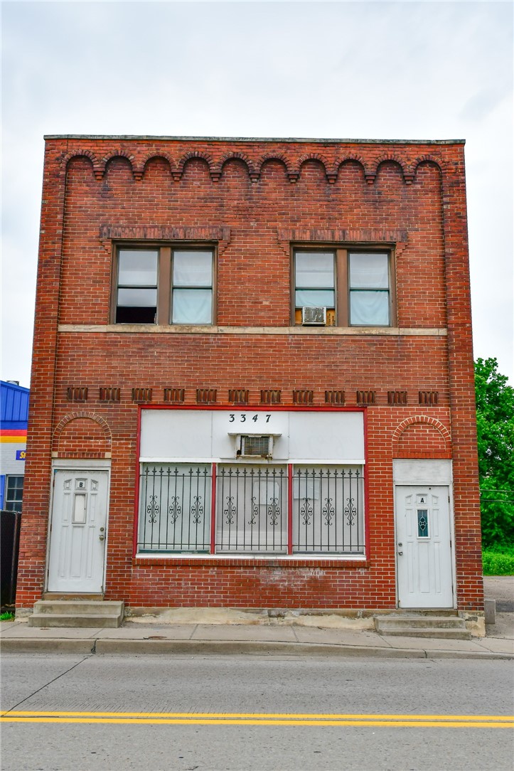 3347 W Carson St — photo 2