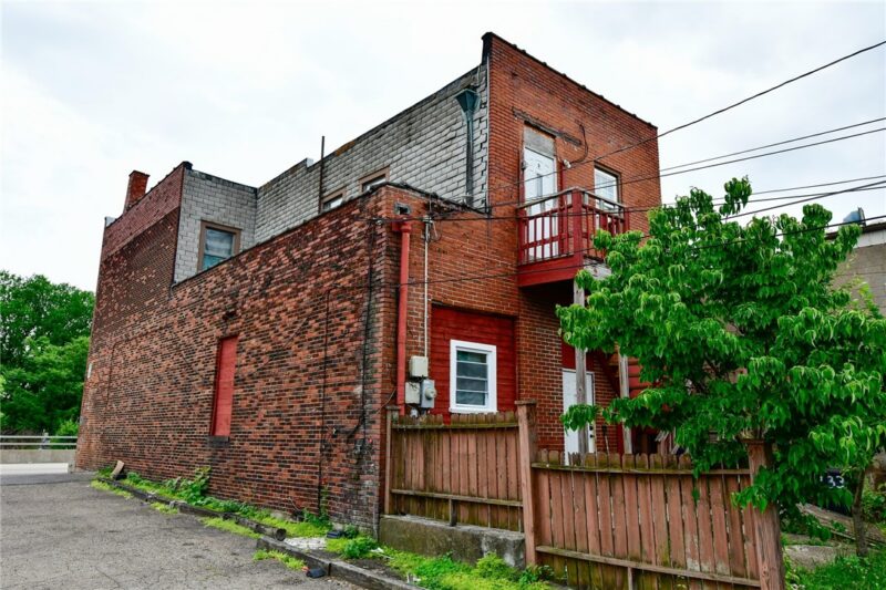 3347 W Carson St — photo 3