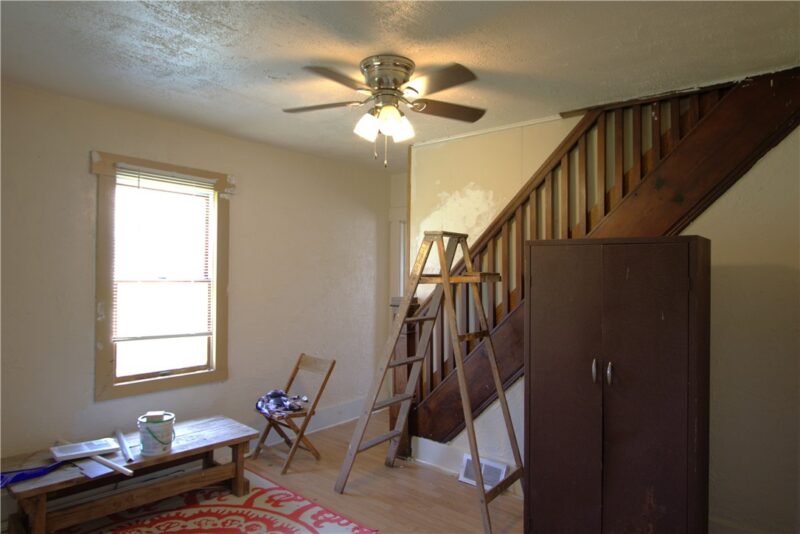 233 Allen Avenue — photo 8