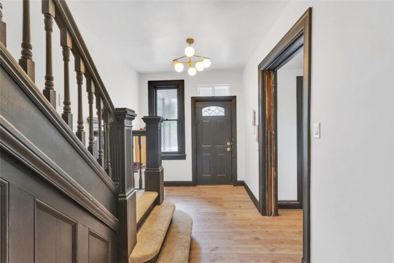 8 Marie Ave — photo 4