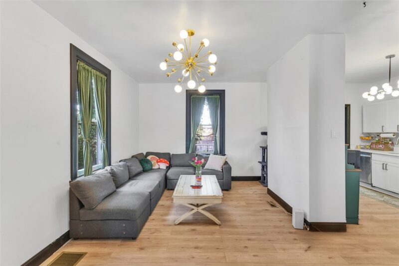 8 Marie Ave — photo 6