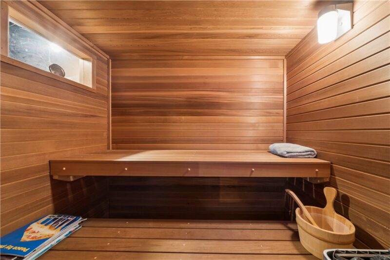 601 Walnut St — photo 3