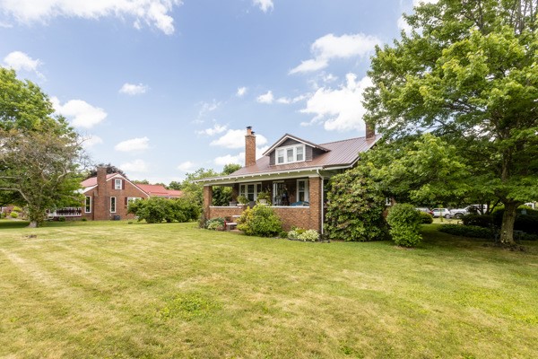 2132 Mercer Rd — photo 3