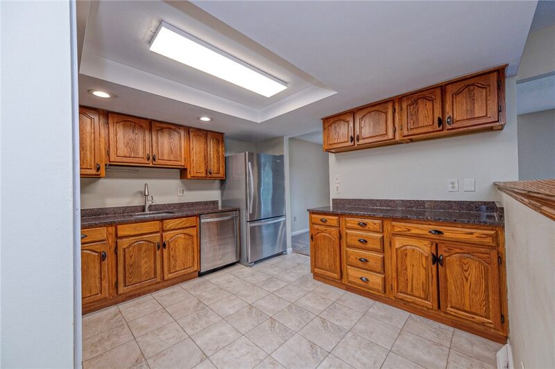 1342 Quail Run Cir — photo 8