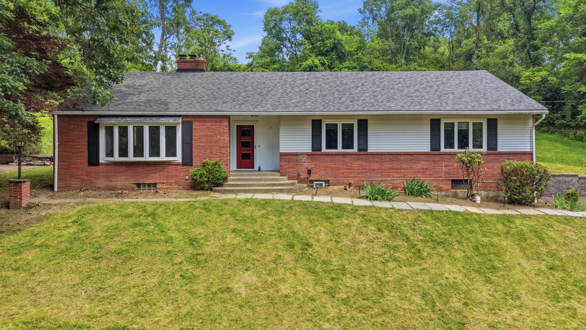 1260 Fox Chapel ROAD — photo 1