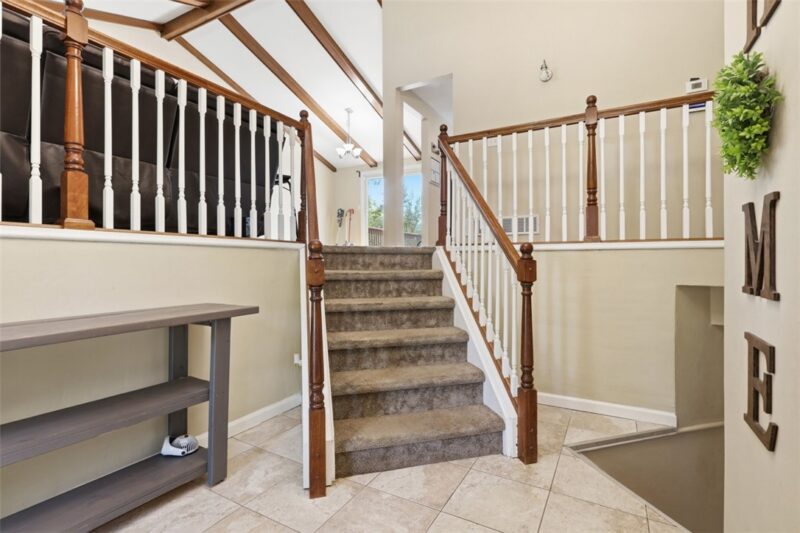 218 Briaridge Dr — photo 4